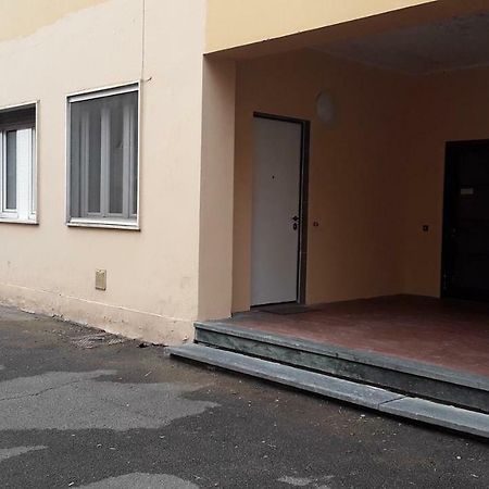 Archimede Lägenhet Pavia Exteriör bild